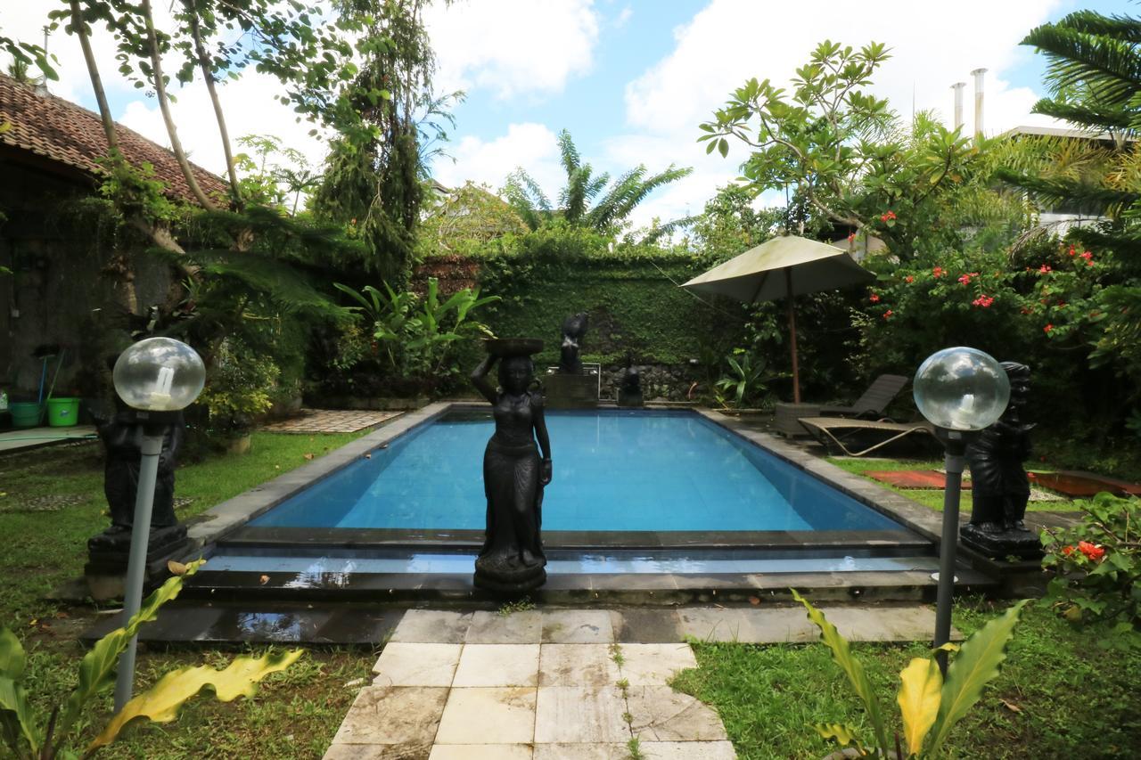Ubud Kartini Hostel מראה חיצוני תמונה