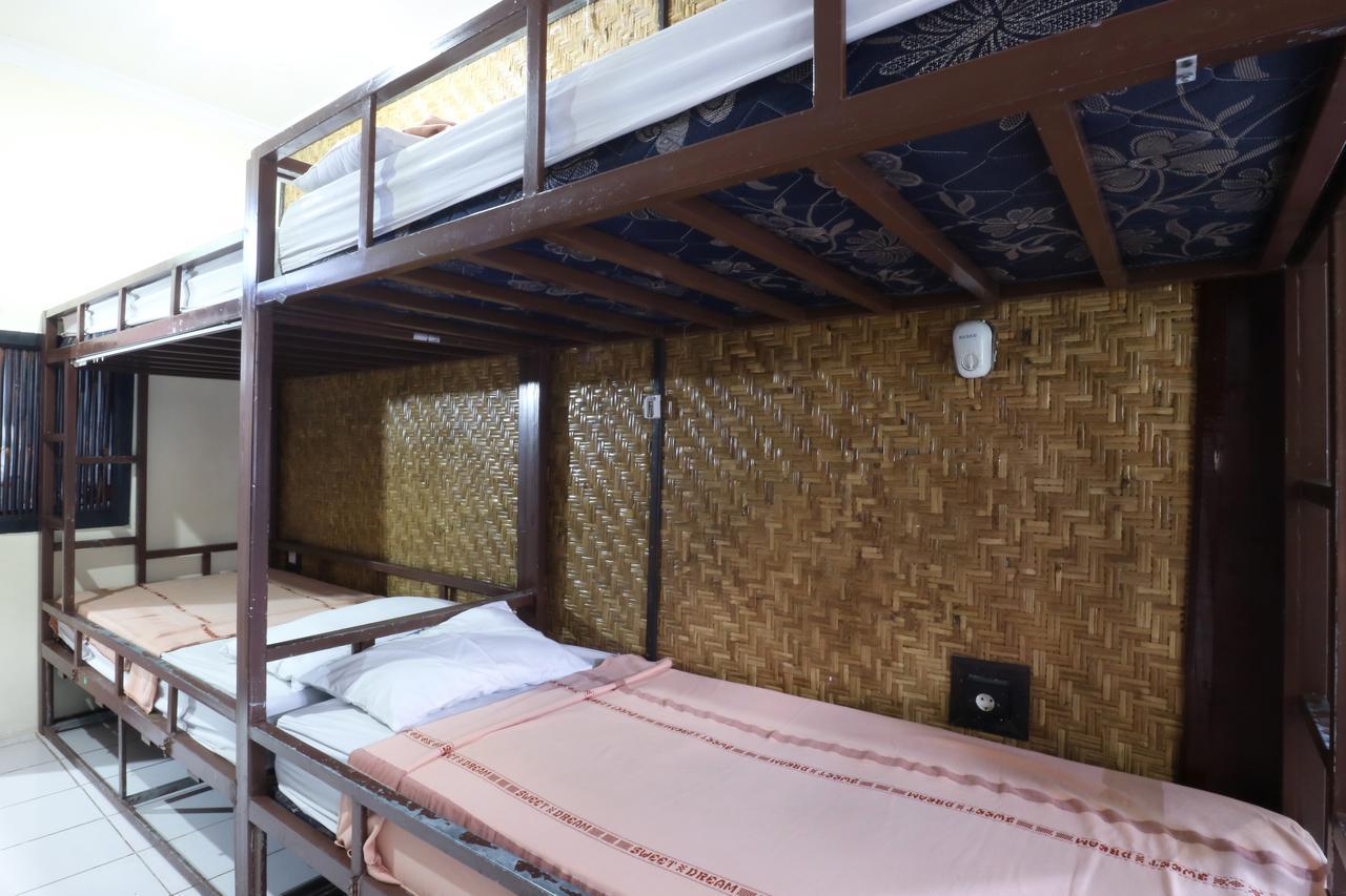 Ubud Kartini Hostel מראה חיצוני תמונה